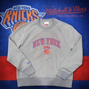 Mitchell & Ness New (without tags)Gray New York Knicks Crewneck Sweater